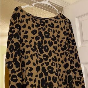 Pink Clover-Stitch Fix leopard top w/elbow patches